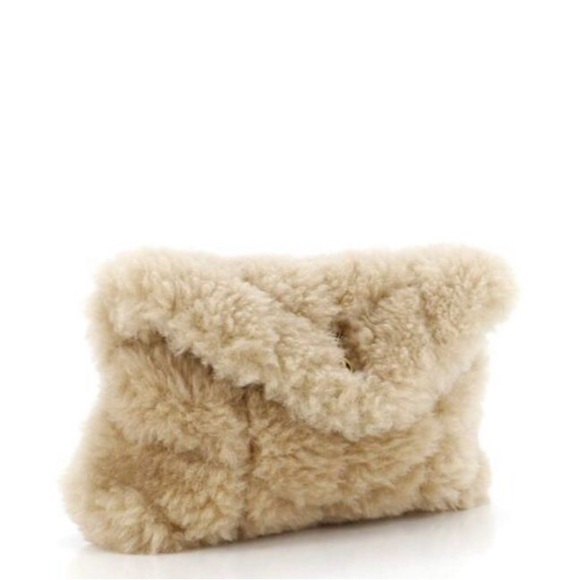 Saint Laurent LouLou Puffer Clutch Matelasse Chevron Shearling Small Neutral - Picture 2 of 7